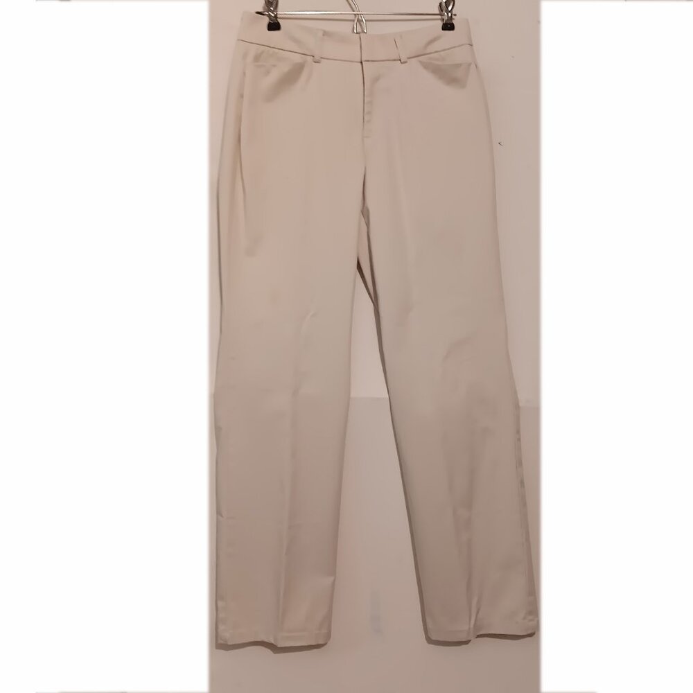 Dockers Jeans Cream Color Size 6 M